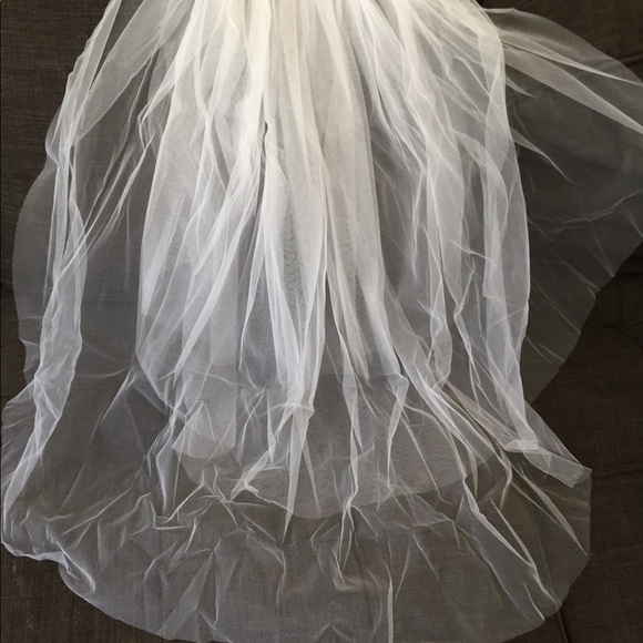 3 layer wedding veil   + com - Picture 3 of 4